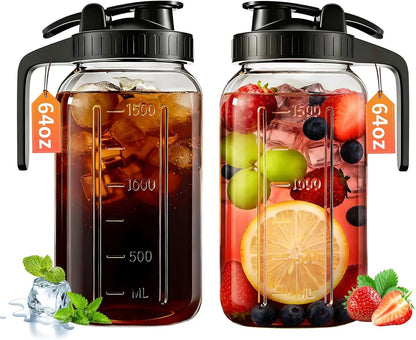 2PCS Glass Water Kettle 64OZ, Mason Jar Water, Lid Spout, Wide Mouthed Leak Proof Water Kettle, Cold Water Kettle, Suitable for Storing Breast Milk Juice, Water, Milk, Tea, Iced Coffee Beverage Set Scale Tumbler with Fall Themed Sip,Jarras De Vidrio